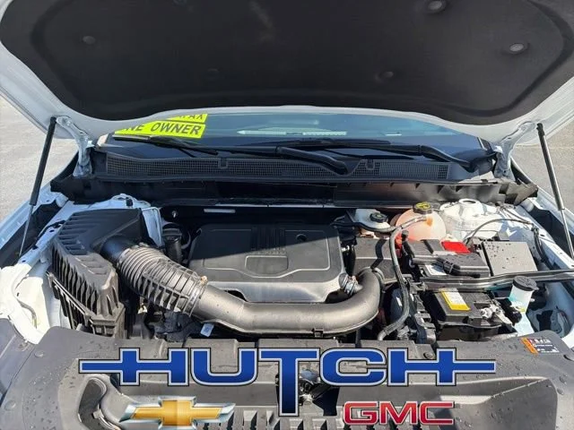 Used 2025 Summit White Chevrolet 2LT image 10