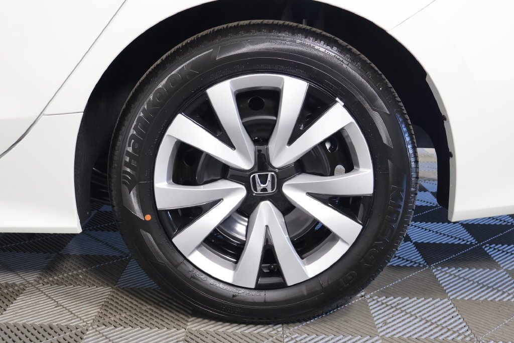 New 2026 Platinum White Pearl Honda LX image 4