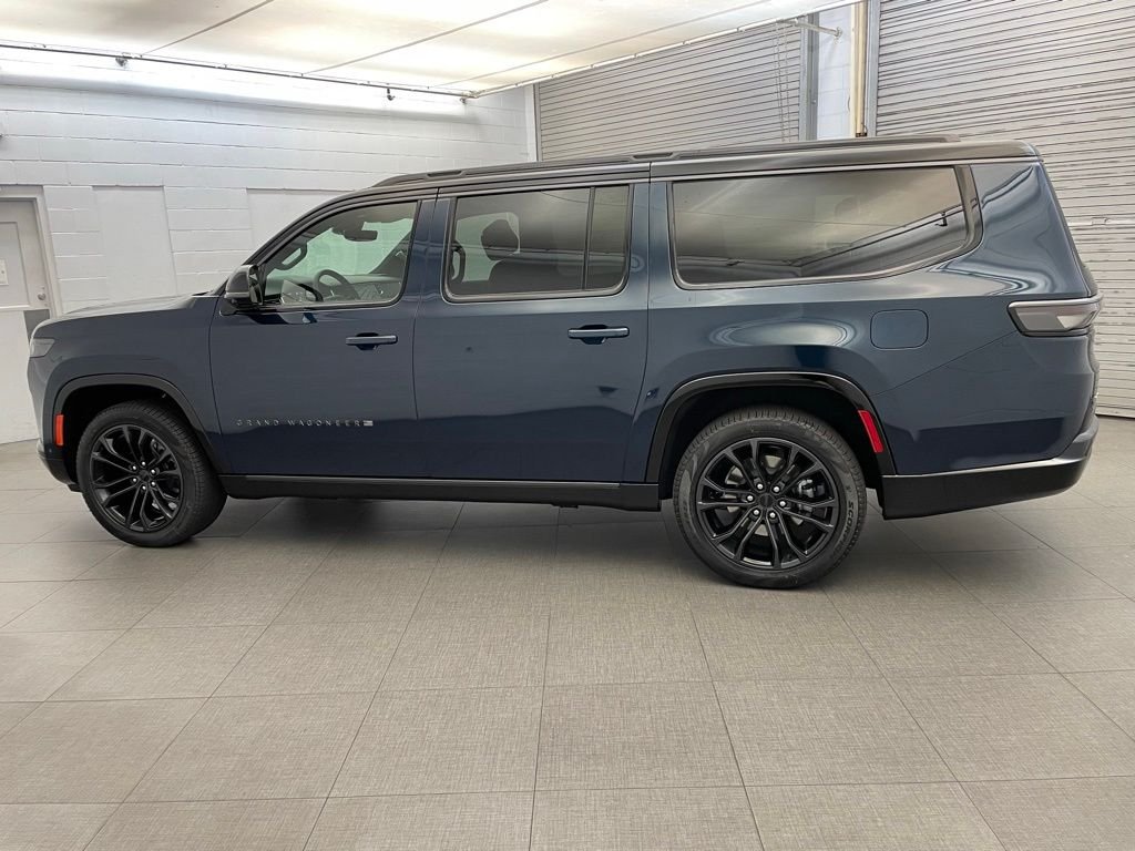 New 2026 Fathom Blue Pearl-Coat Exterior Paint (Late Availability) Jeep Summit Obsidian image 6