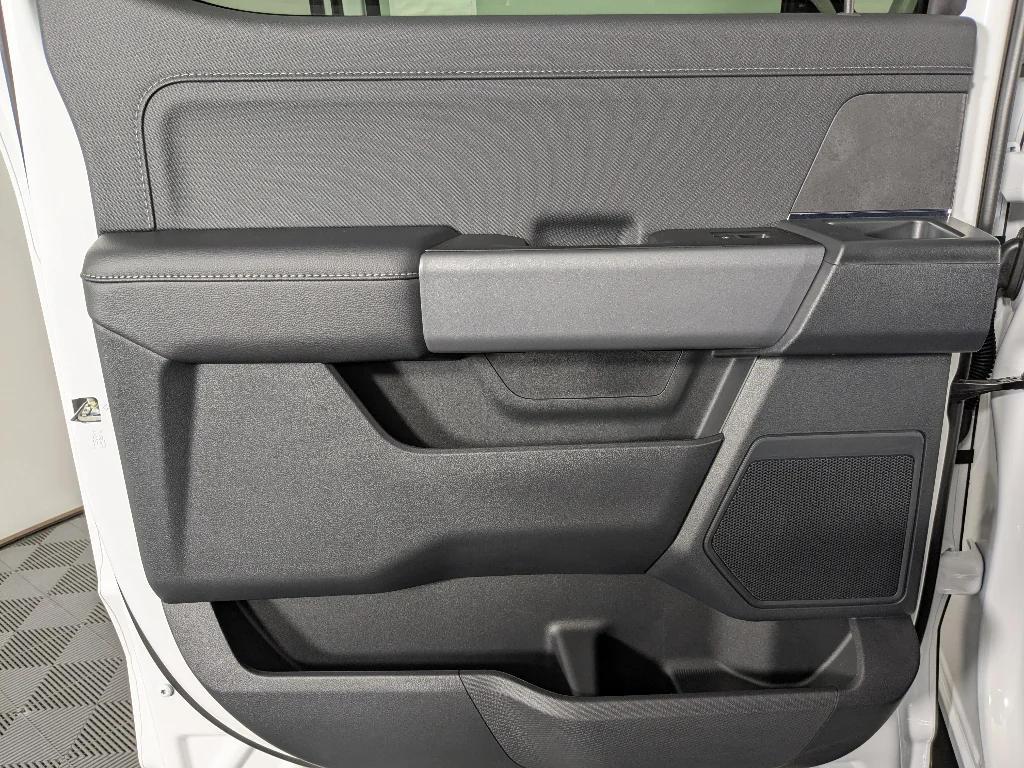 New 2026 OXFORD WHITE Ford XLT image 23