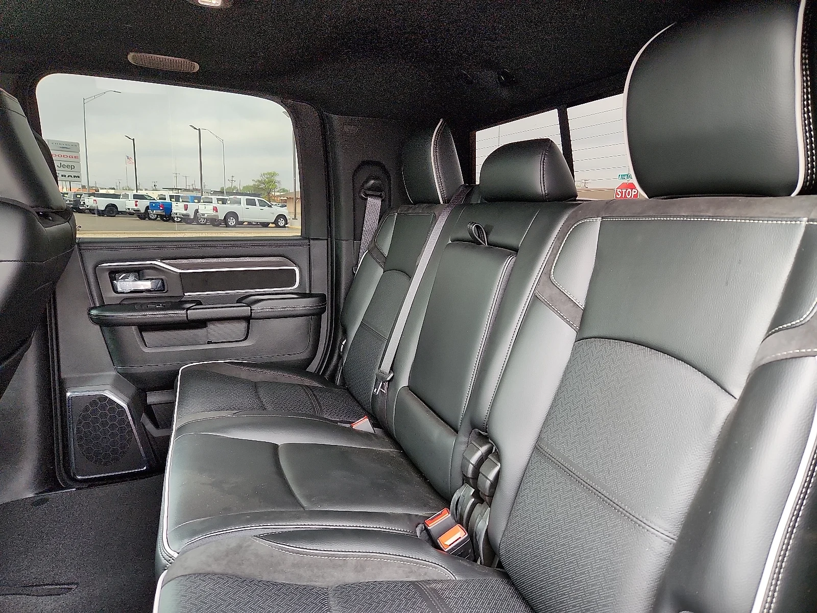 New 2026 PXJ Diamond Bla Ram LARAMIE MEGA CAB 4X4 6