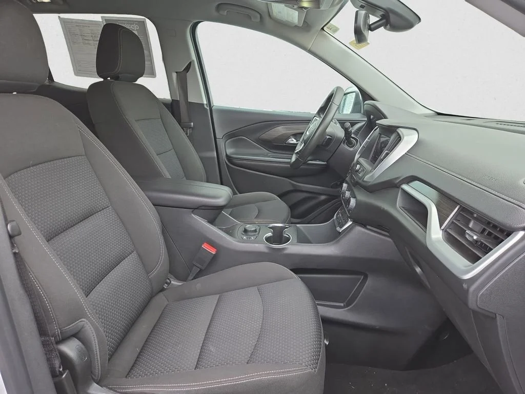 2023 GMC Terrain SLE - Photo 23