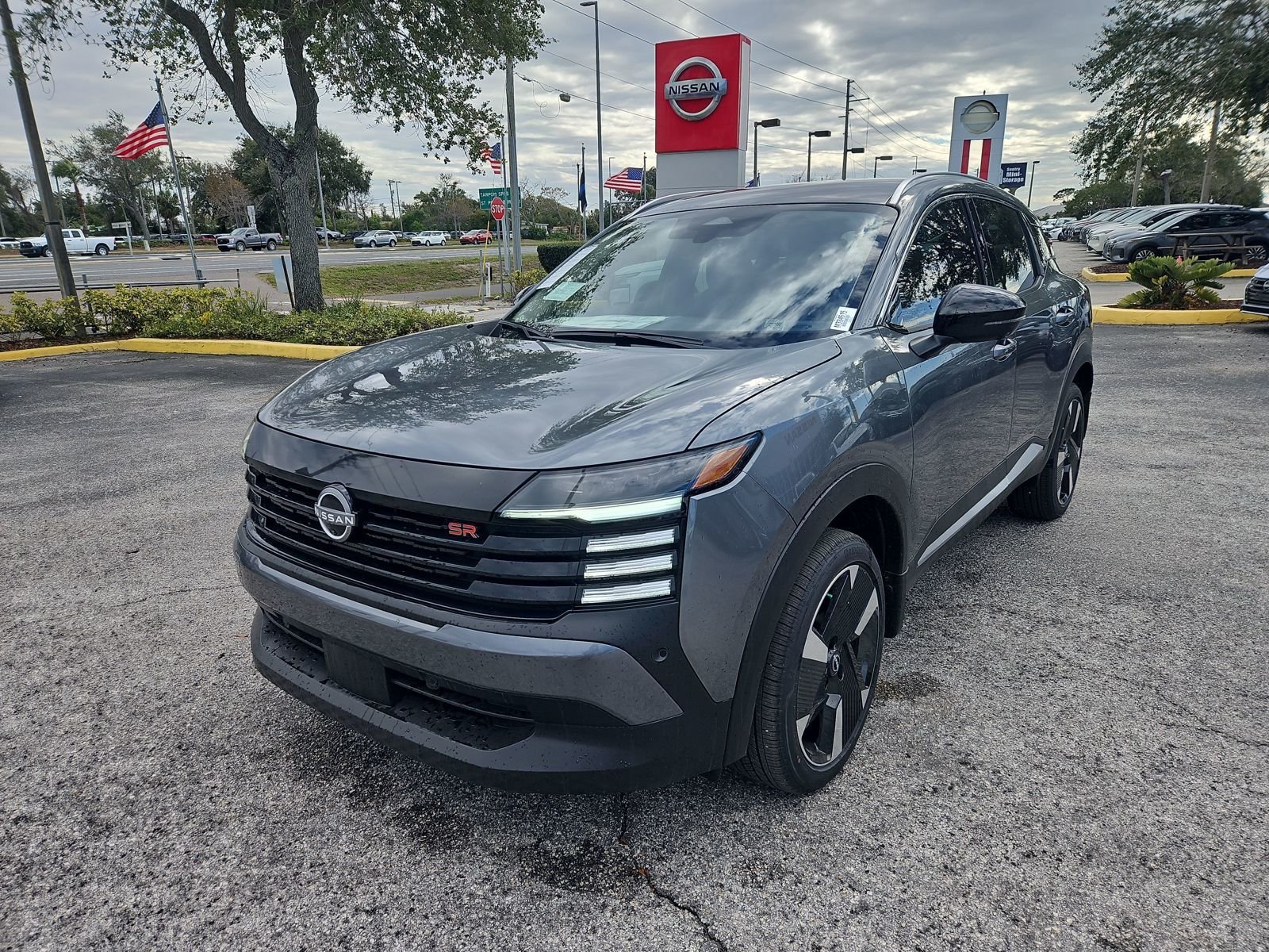 New 2026 Nissan Kicks SR 4D Sport Utility