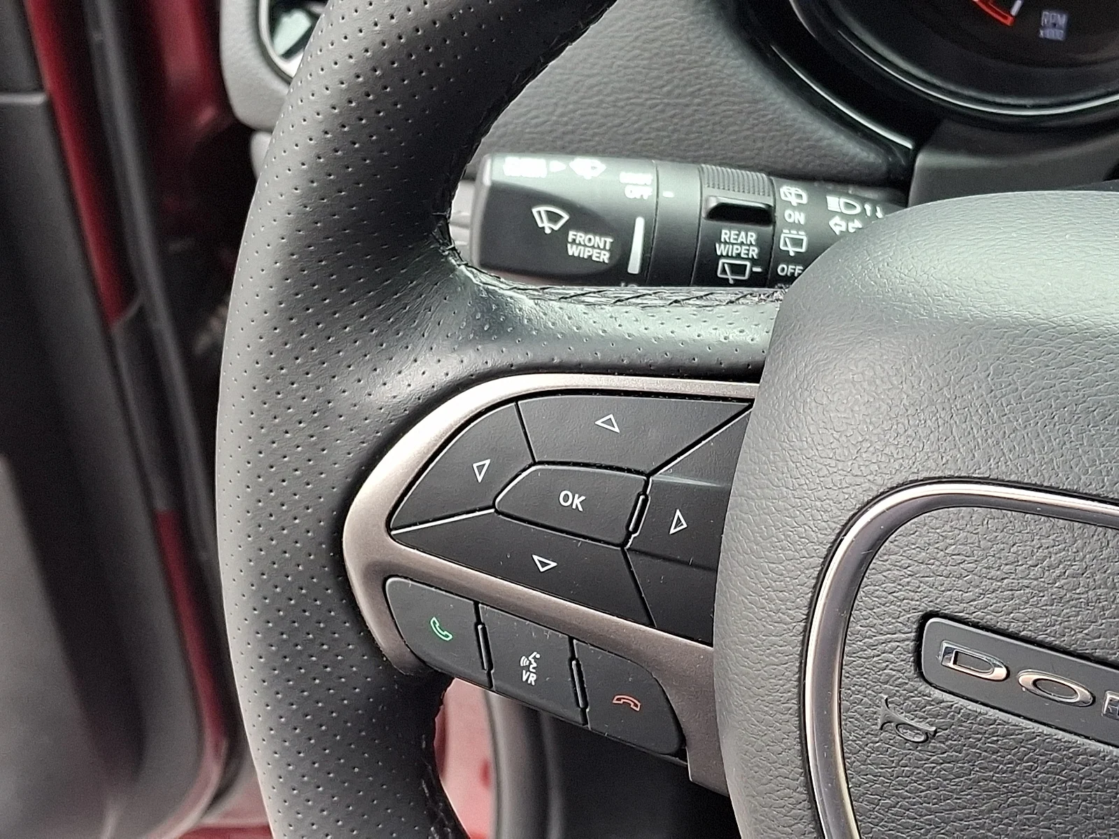 Used 2023 Red Dodge SXT image 20