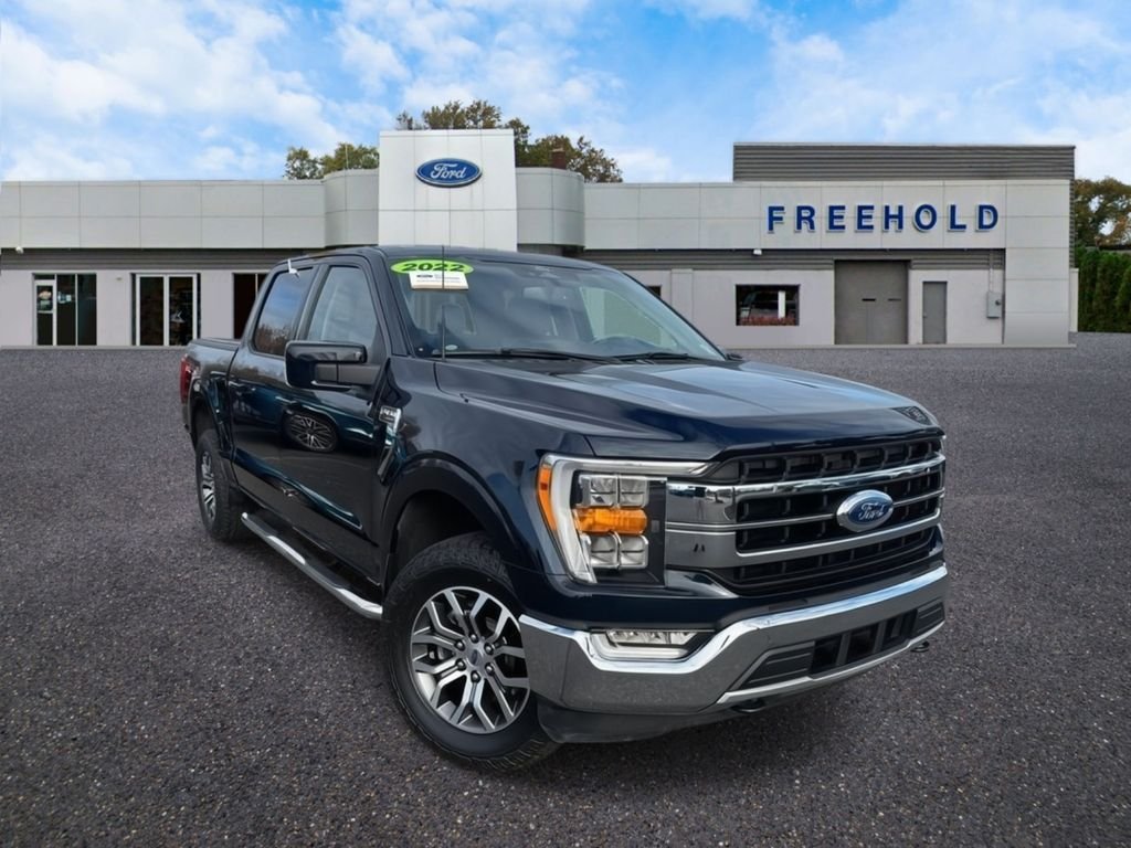 Certified Used 2022 Blue Metallic Ford Lariat image 1