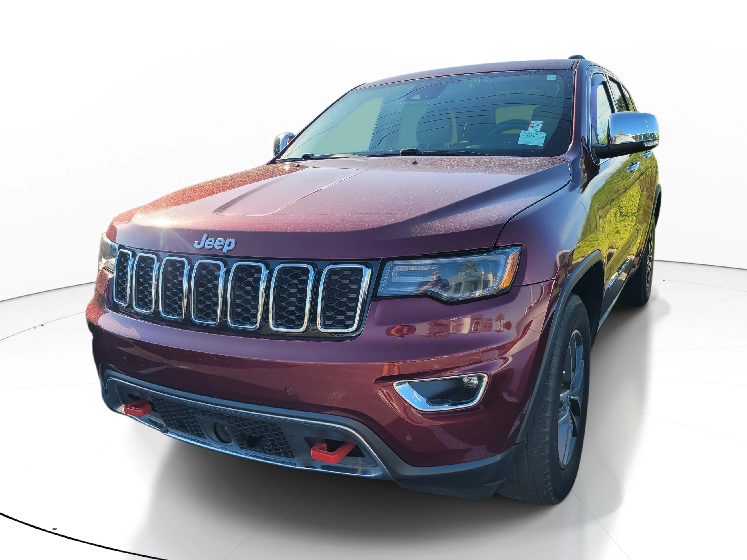 Used 2018 Velvet Red Pearlcoat Jeep Limited image 3