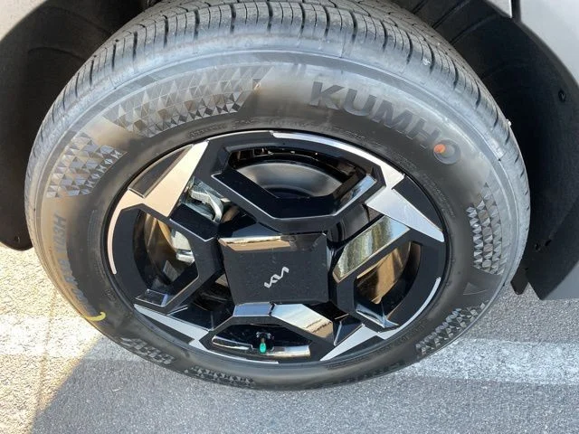 New 2026 Gray Kia EX image 12