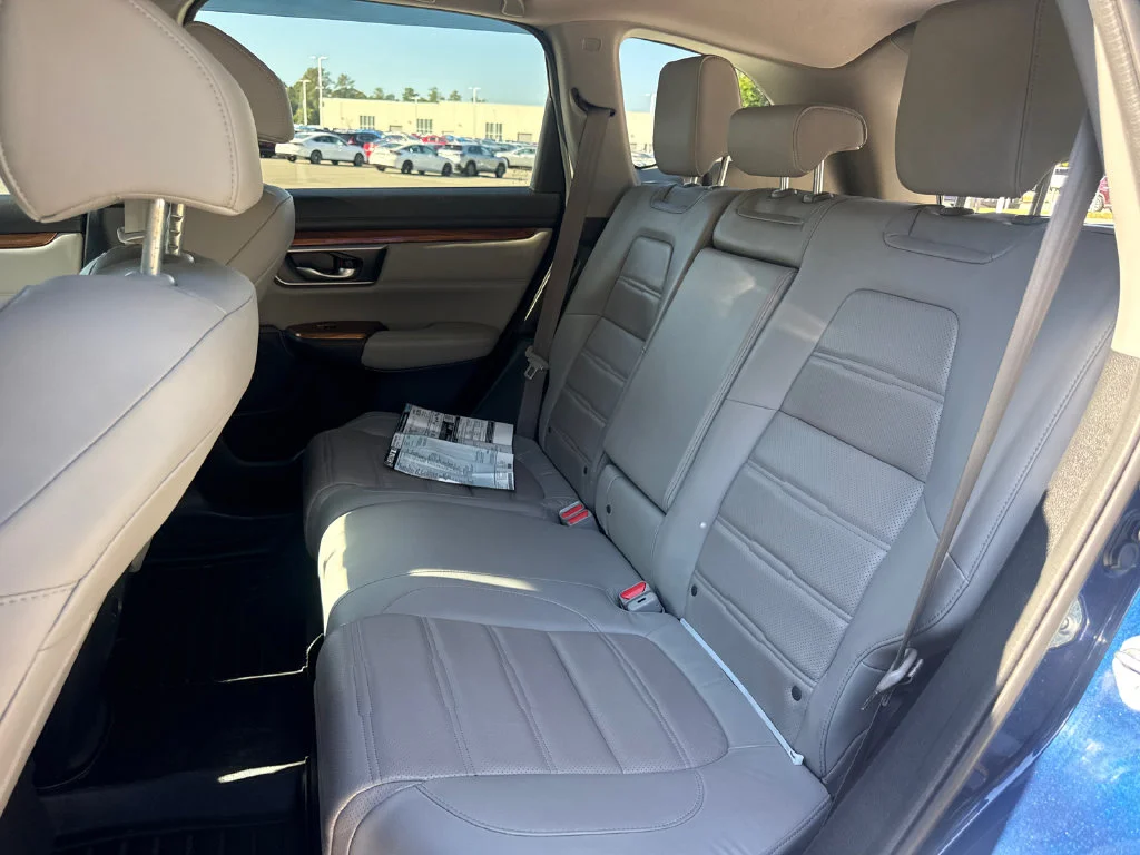 Certified Used 2022 Obsidian Blue Pearl Honda Touring image 31