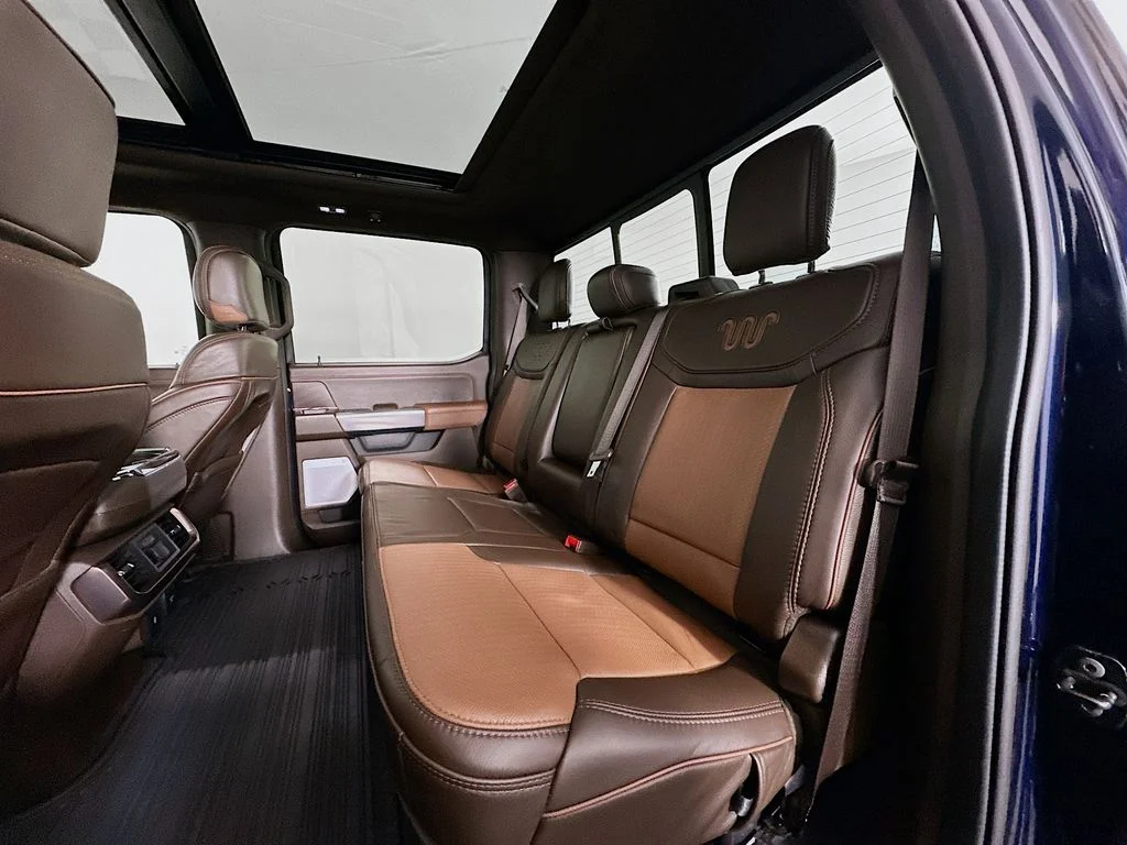 Used 2025 Blue Metallic Ford King Ranch image 27