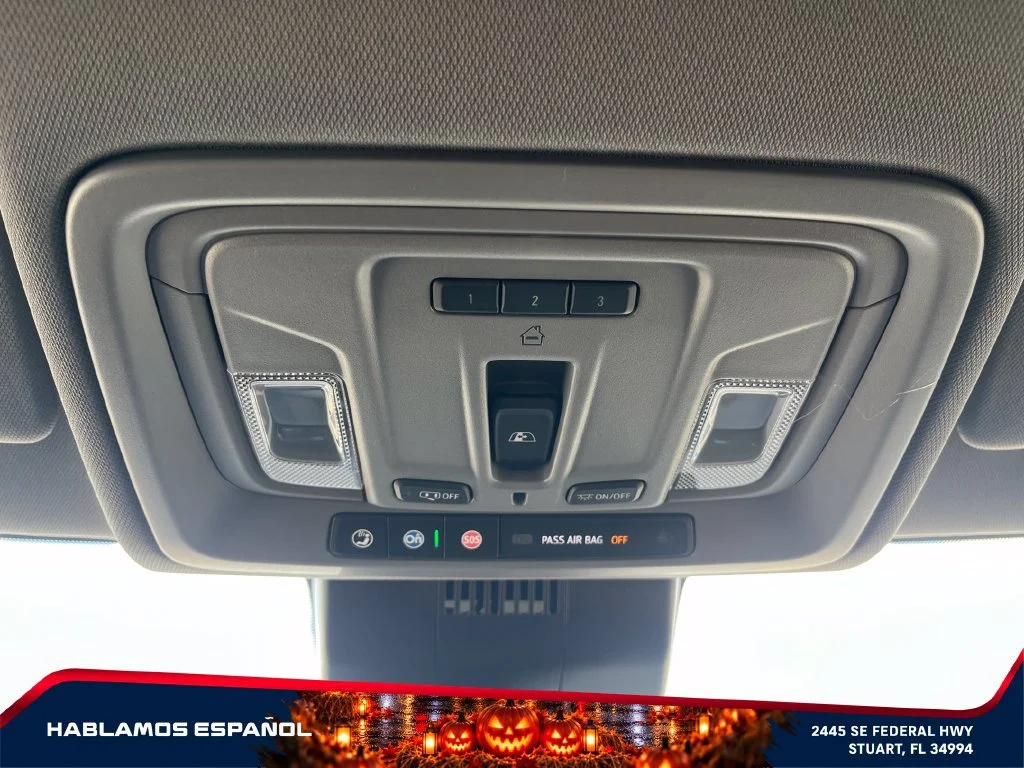 New 2026 Sterling Metallic GMC Elevation image 26