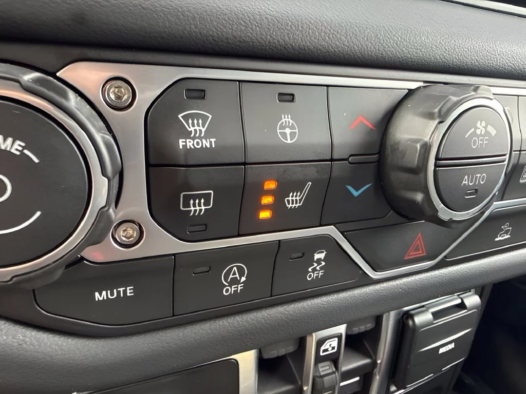 Used 2026 Black Jeep Sahara image 20