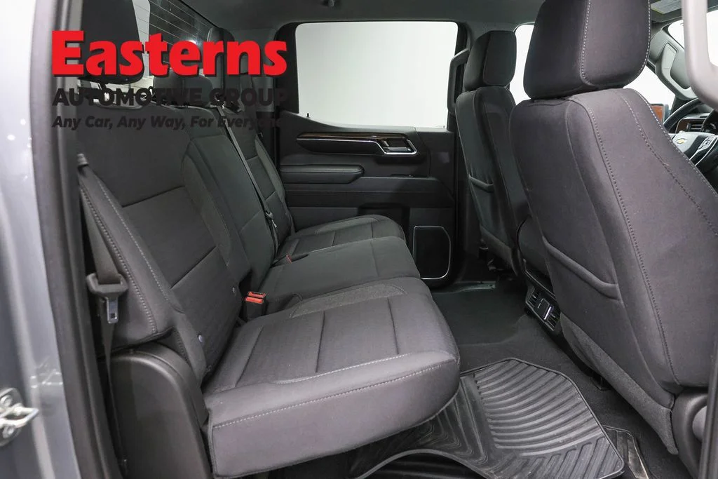 Used 2023 Gray Chevrolet LT image 25