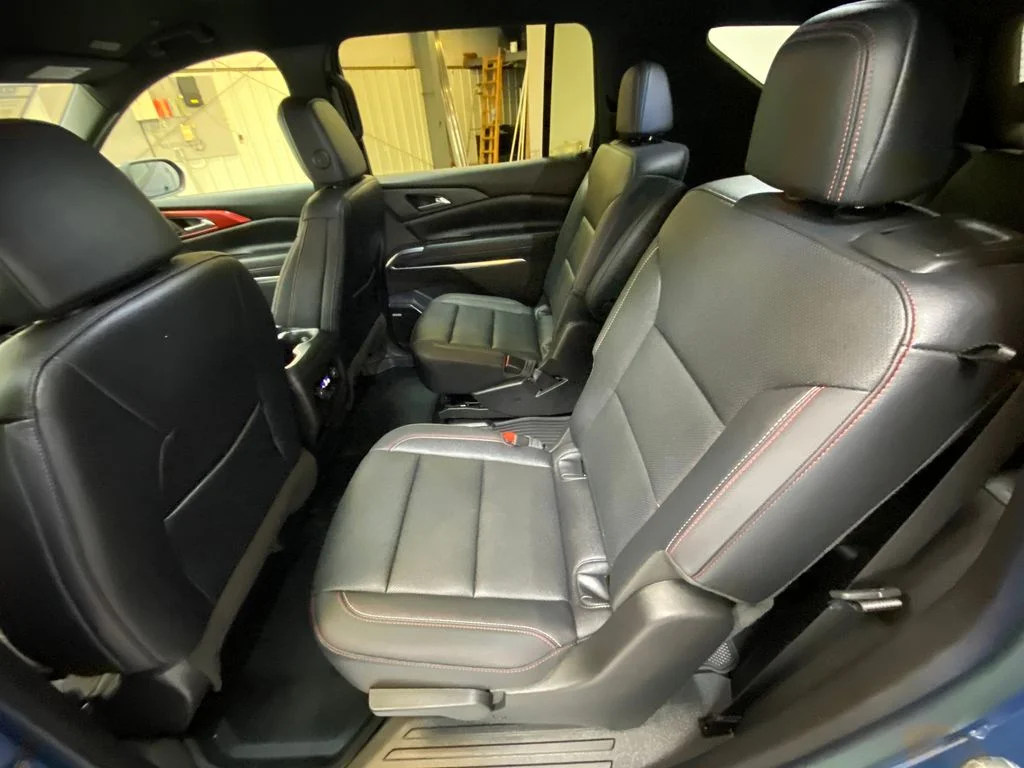 Used 2026 Blue Chevrolet Z71 image 25
