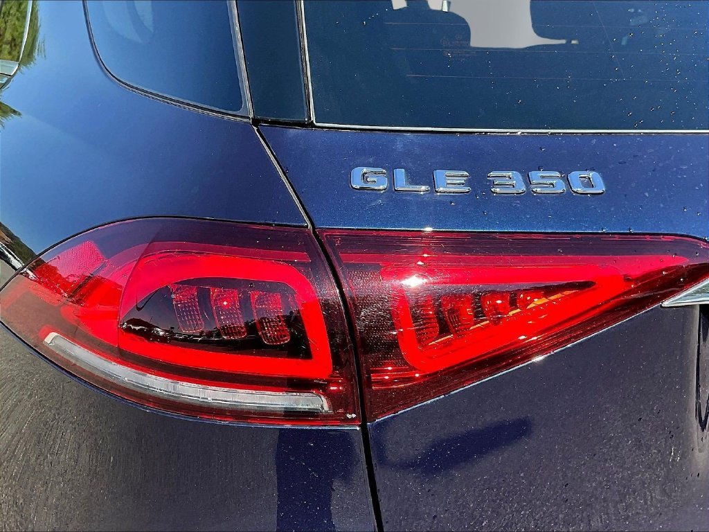 Certified Used 2022 Lunar Blue Metallic Mercedes-Benz GLE 350 image 25