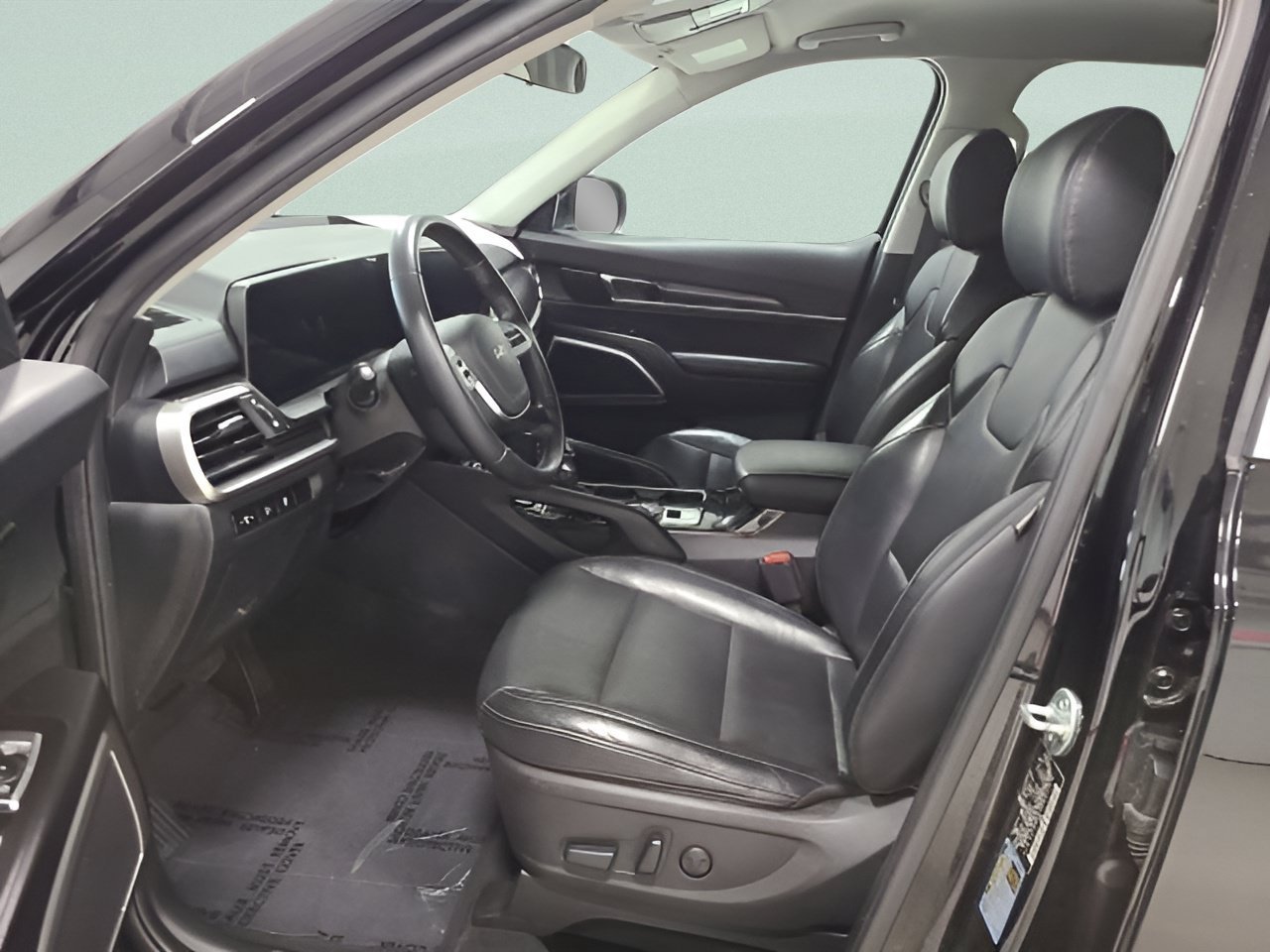Used 2023 Ebony Black Kia S image 16