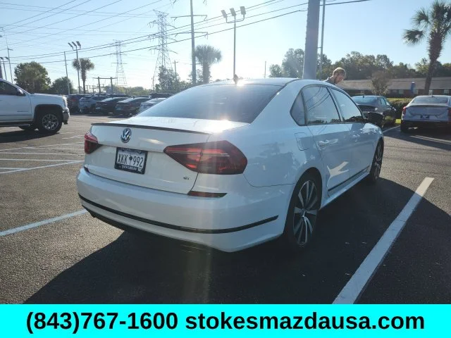 Used 2018 White Volkswagen 3.6L V6 GT image 1