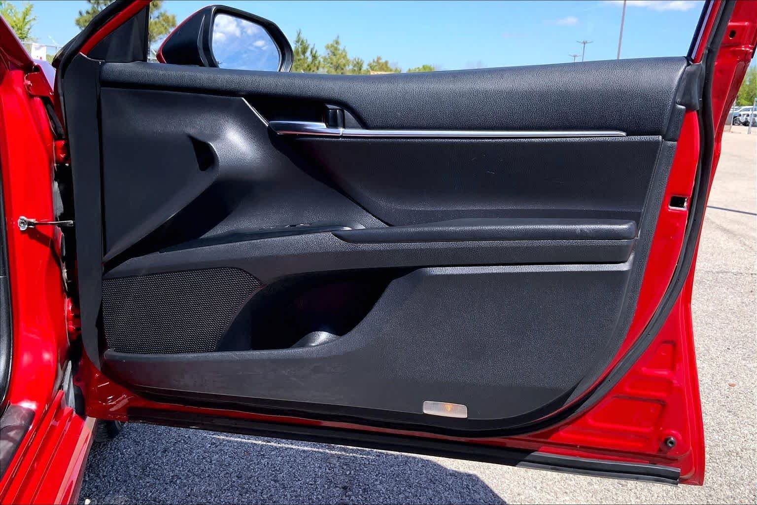 Used 2019 Supersonic Red Toyota SE image 22