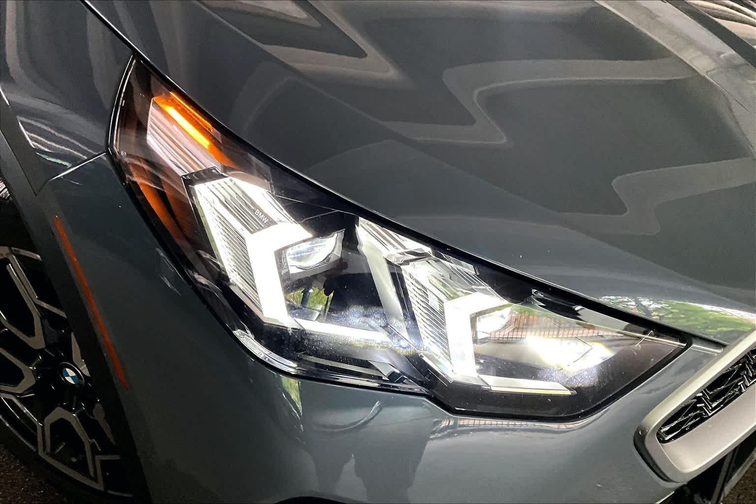 Used 2025 Storm Bay Metallic BMW xDrive28i image 27