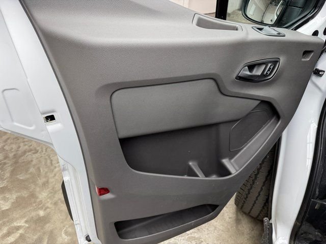 2025 Ford Transit Van Base - Photo 10