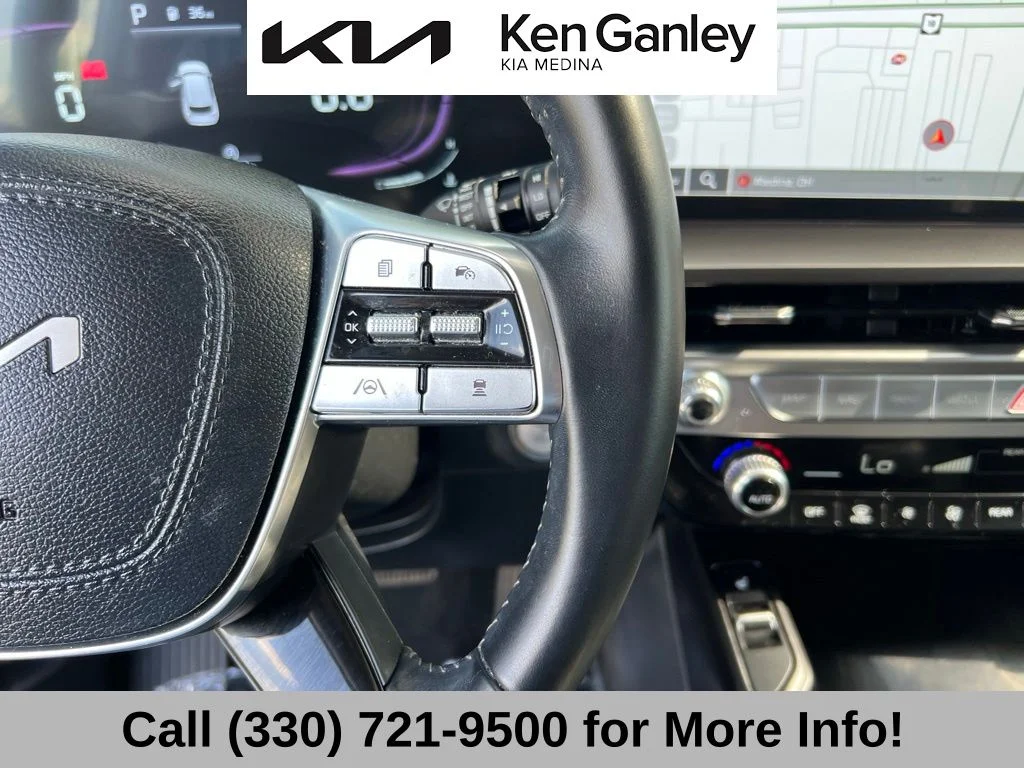 Used 2024 Red Kia S image 32