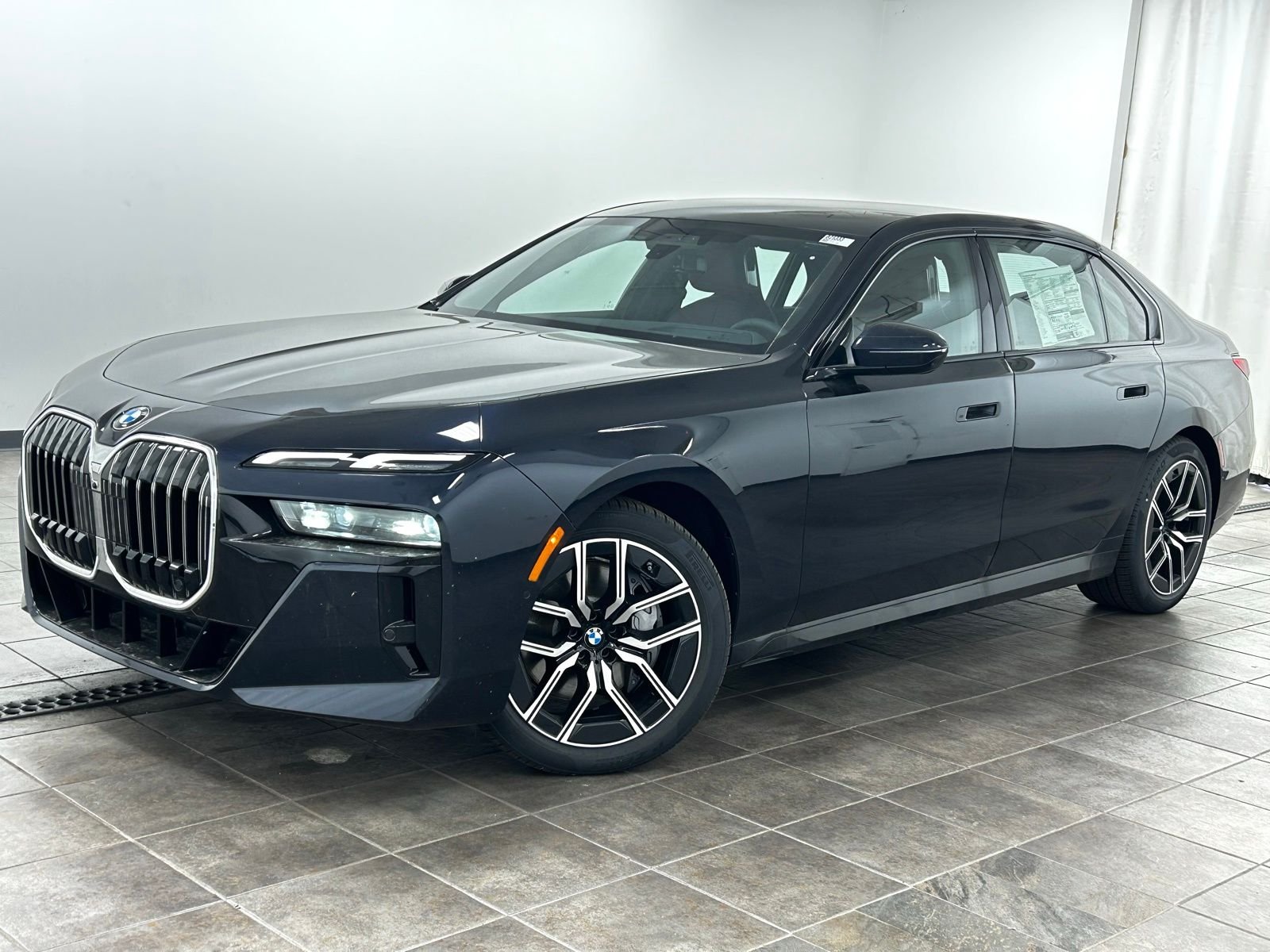2026 BMW 7 Series 740i xDrive Sedan's photo