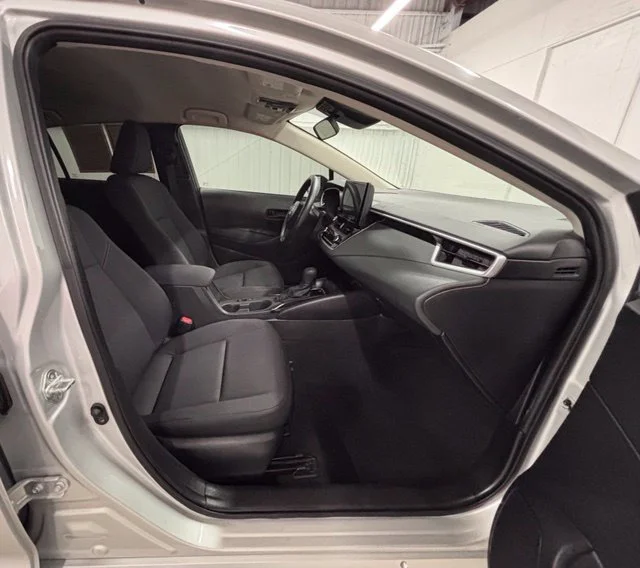 Used 2025 Silver Toyota LE image 18