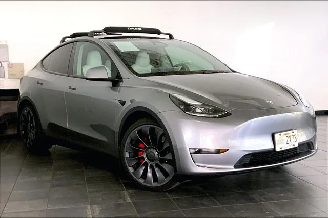 Used 2025 Tesla Model Y Performance with VIN 7SAYGDEF9SF245177 for sale in Honolulu, HI