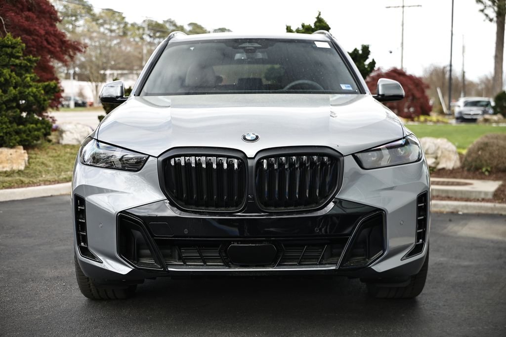 New 2026 Skyscraper Grey Metallic BMW xDrive40i image 13