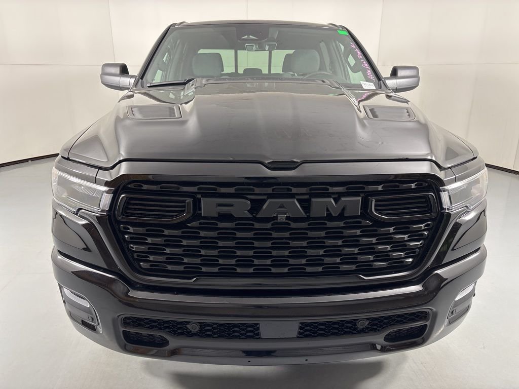 New 2026 Diamond Black Crystal Pearlcoat RAM Express image 3