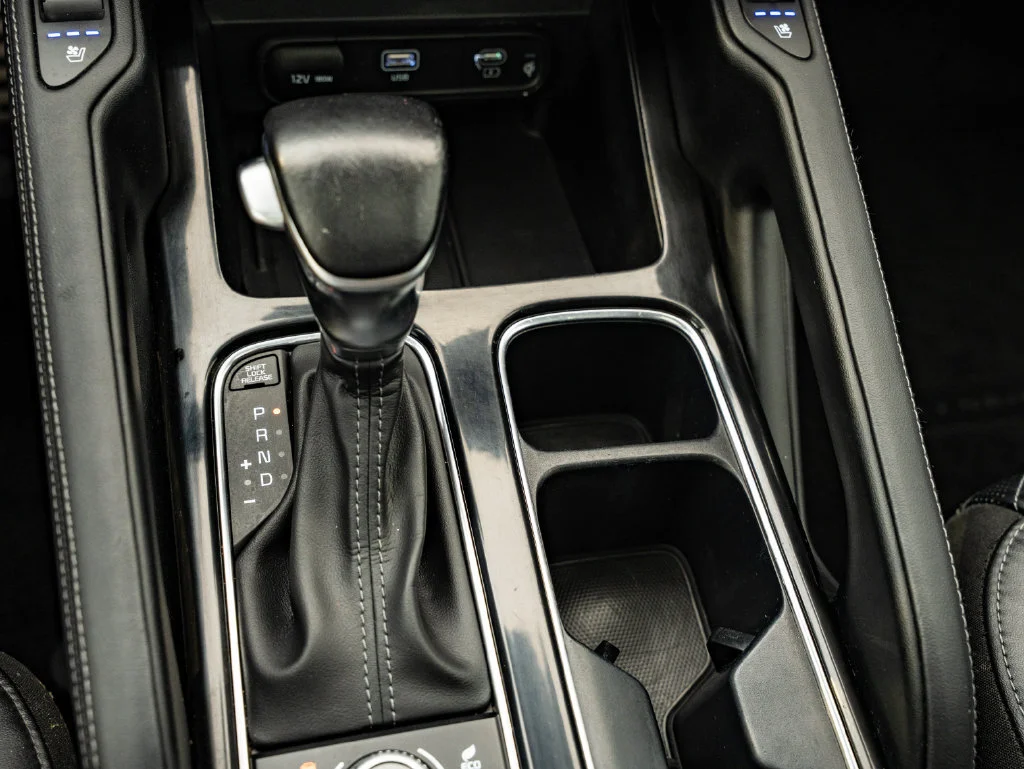 Used 2023 Wolf Gray Kia SX-Prestige X-Line image 38