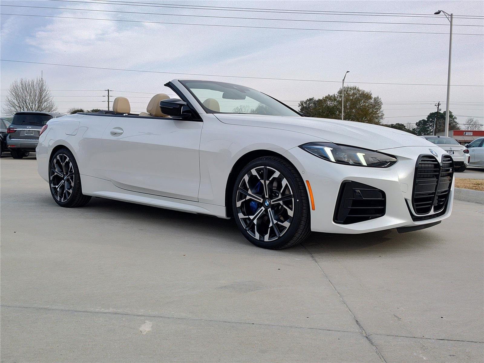 New 2026 Mineral White Metallic BMW M440i image 6