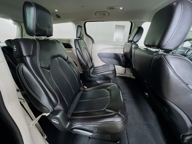 2024 Chrysler Pacifica Touring L - Photo 41