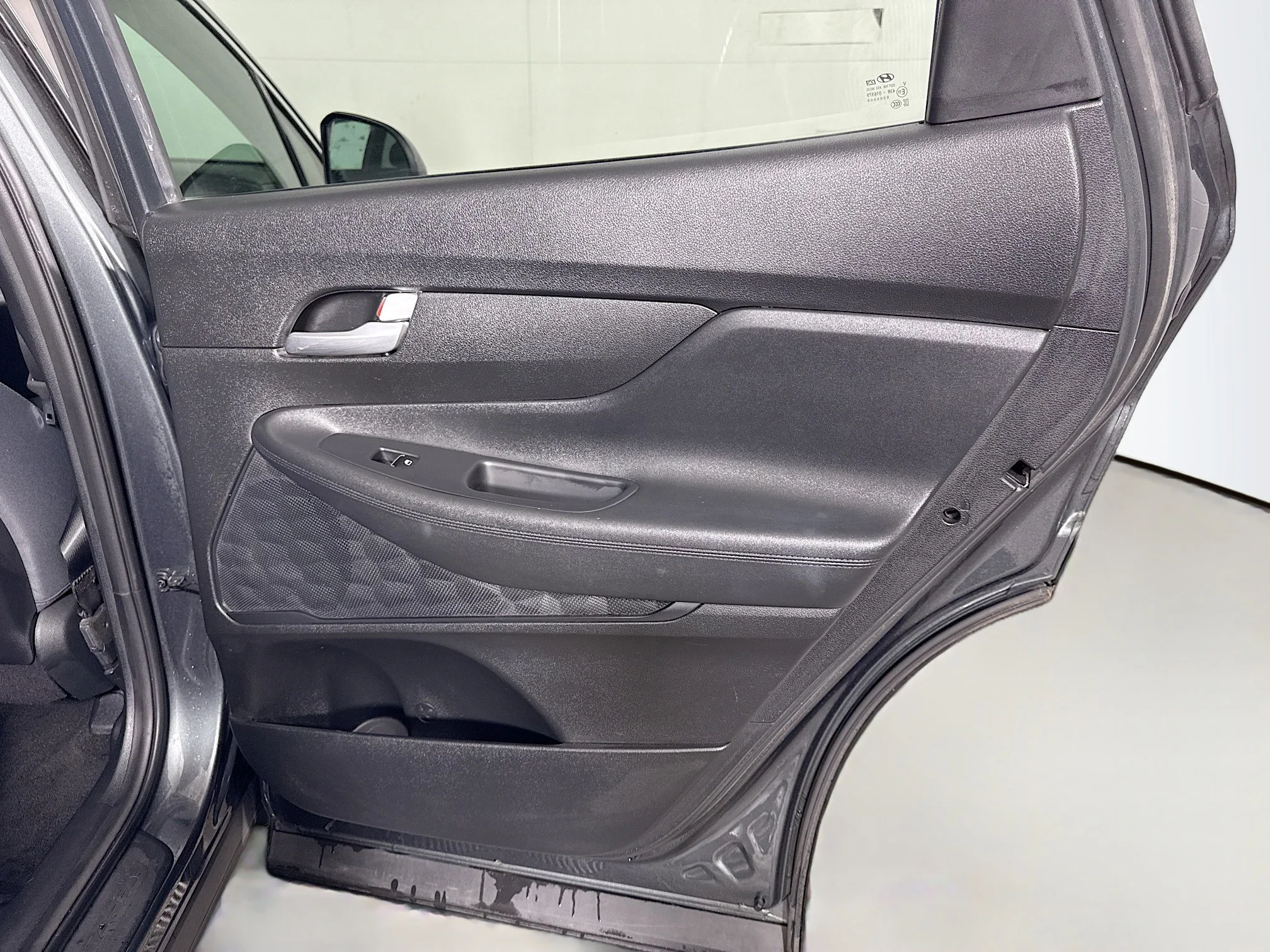 Used 2020 Rainforest Hyundai SE image 23