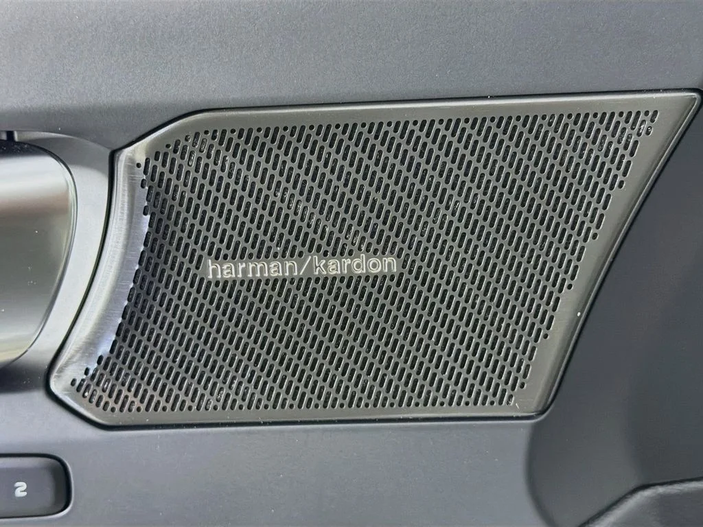 New 2026 White Volvo B5 Plus image 19