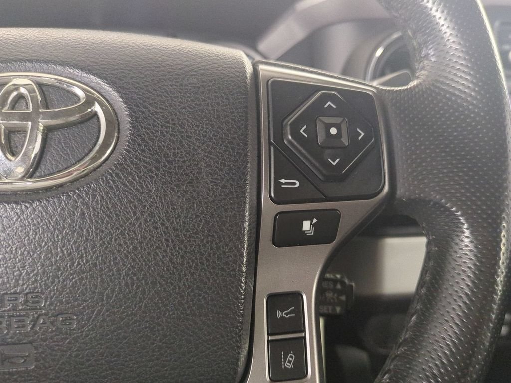 Used 2018 Gray Toyota SR5 image 29