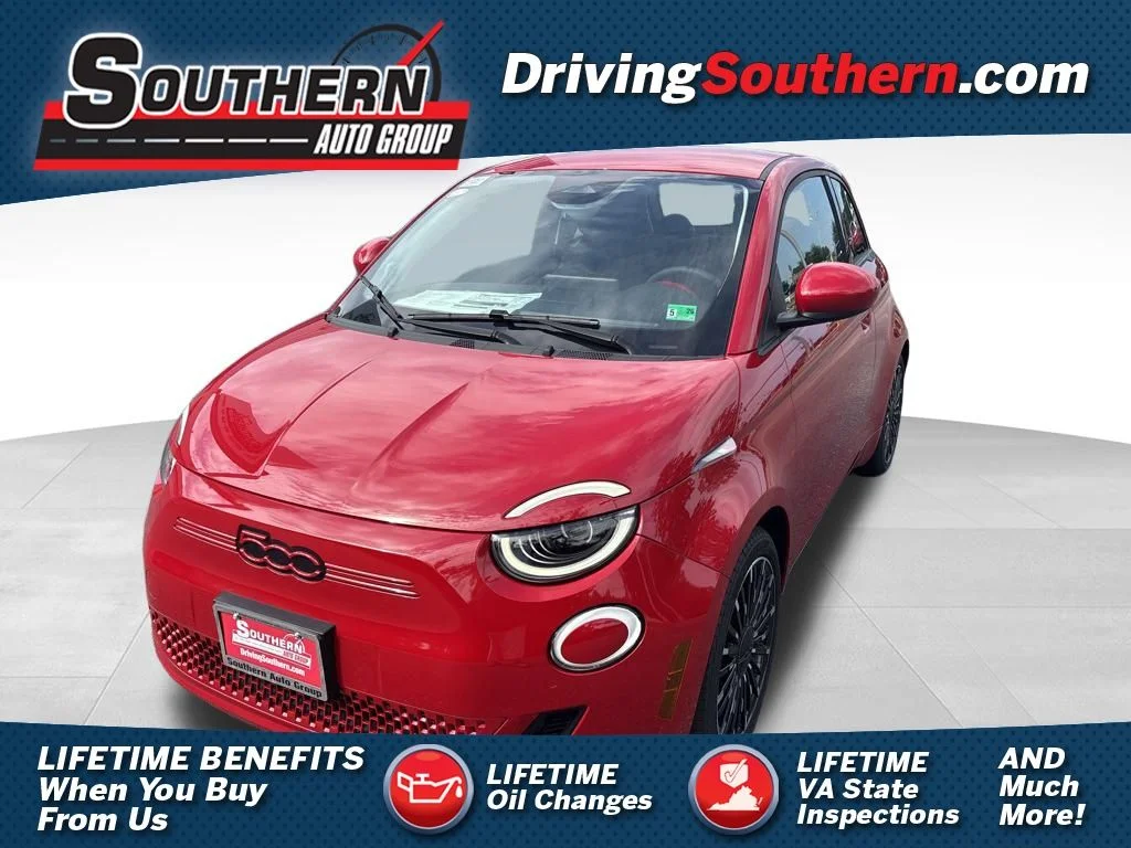 2024 FIAT 500e Base