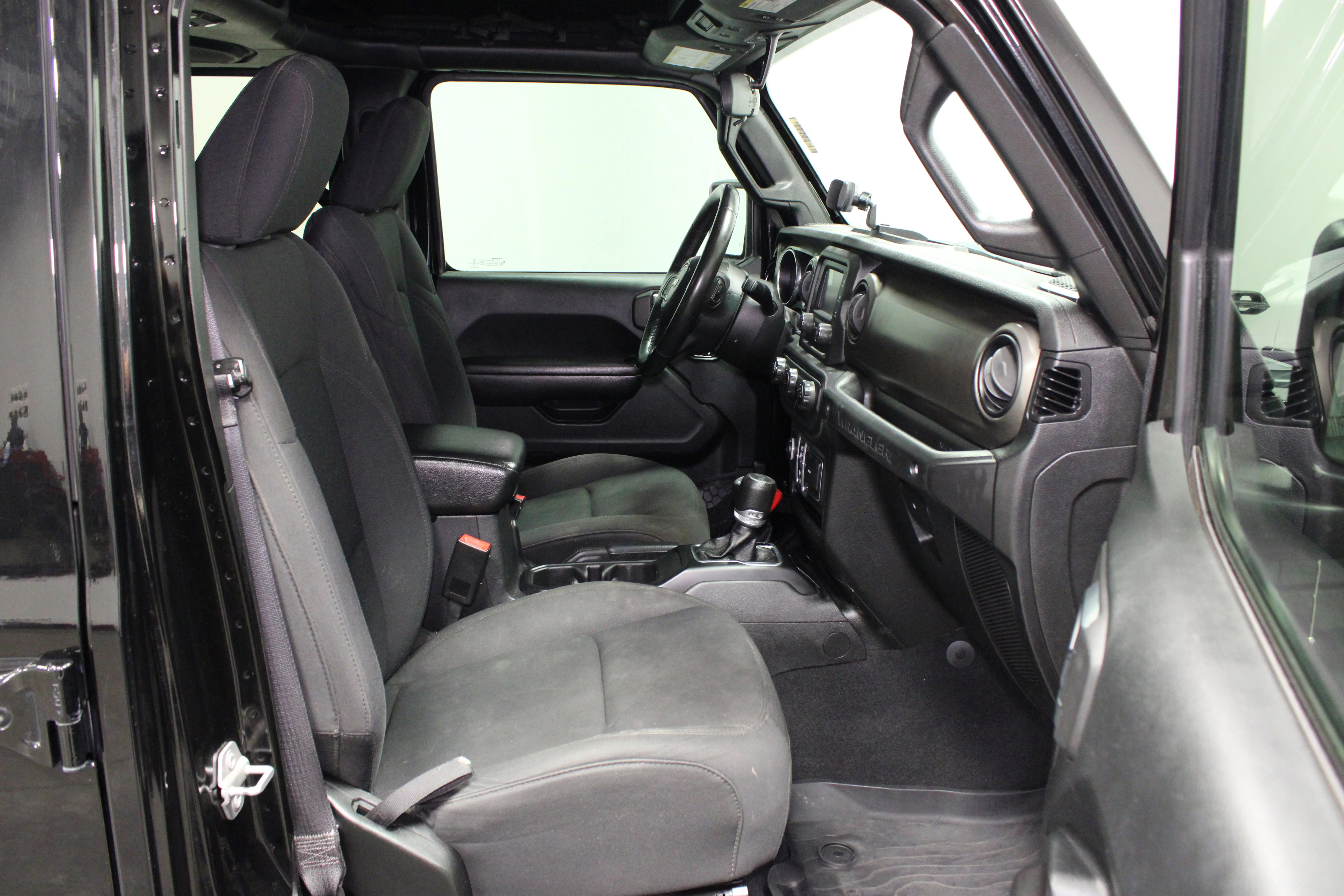 Used 2018 Black Clearcoat Jeep Sport image 13