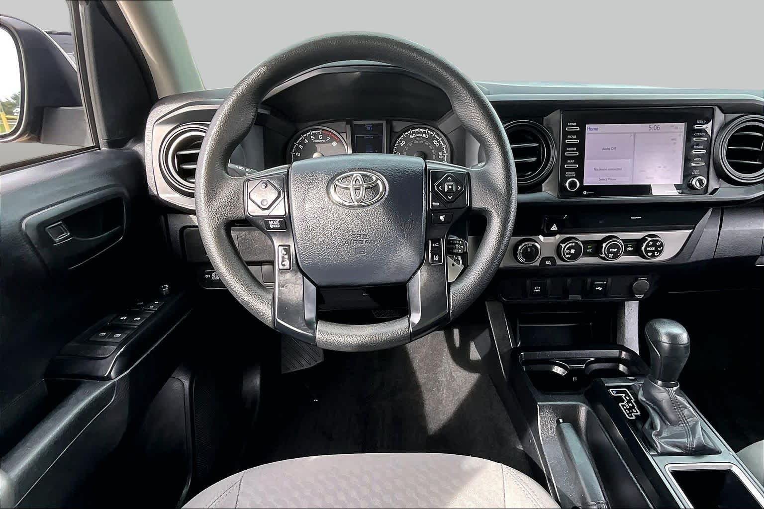 Used 2020 Midnight Black Metallic Toyota SR image 6