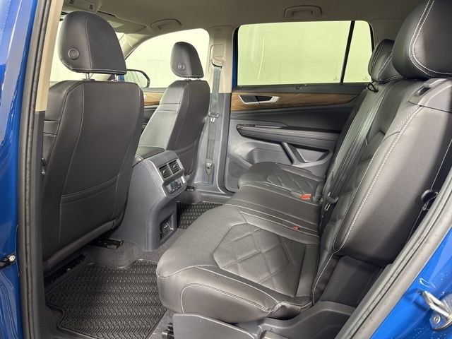 New 2026 Mountain Lake Blue Metallic Volkswagen 2.0T SE w/Technology image 12