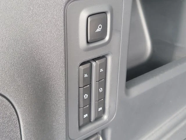 New 2027 Gray Metallic Ford Active image 12