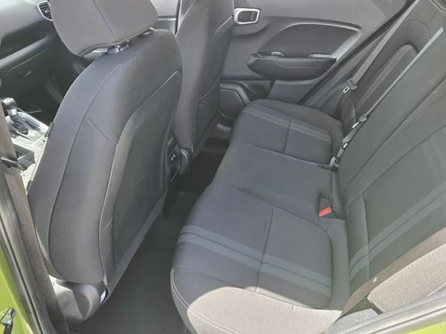 Used 2024 Green Hyundai SEL image 12