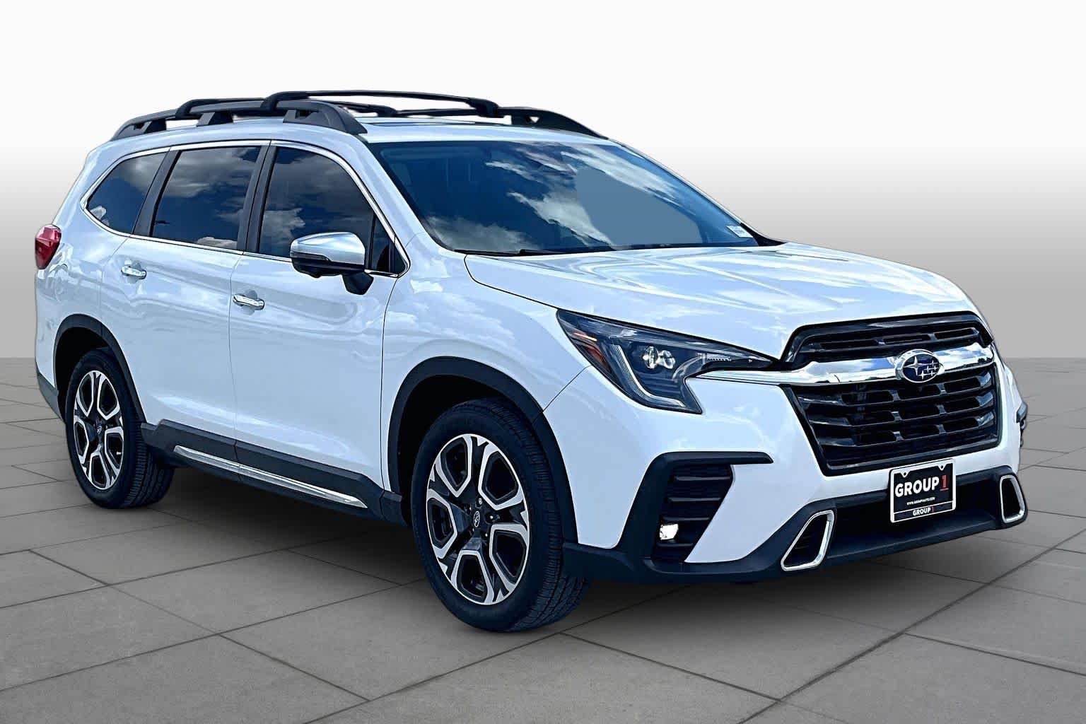 Used 2023 Crystal White Pearl Subaru Touring image 6