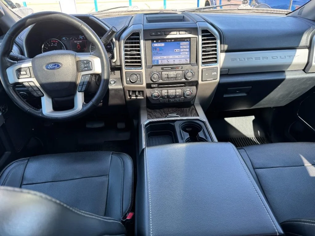 Used 2017 Magnetic Metallic Ford Lariat image 12