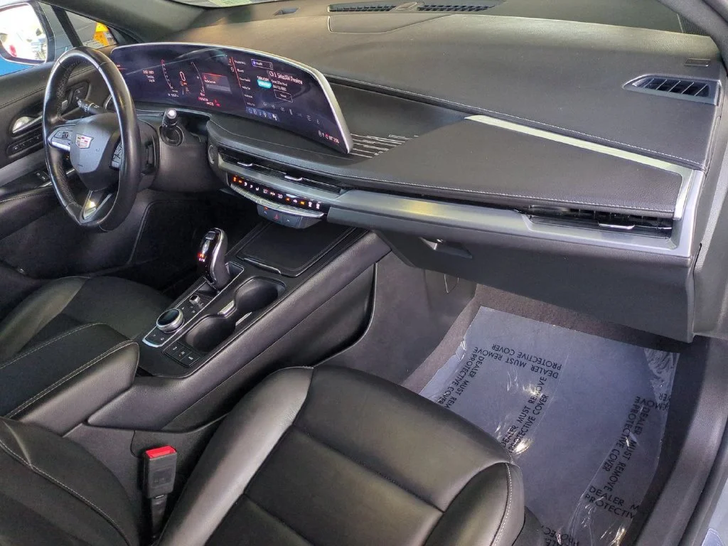 2024 Cadillac XT4 Premium Luxury - Photo 35