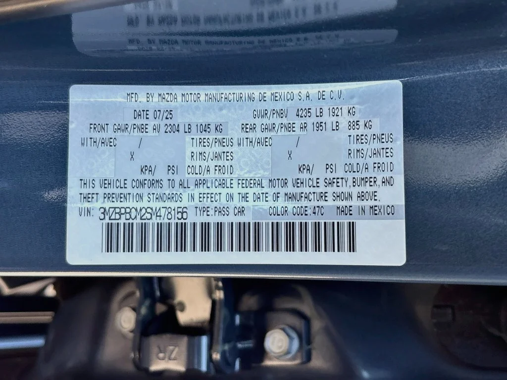 Certified Used 2025 Gray Metallic Mazda 2.5 S Carbon Edition image 32
