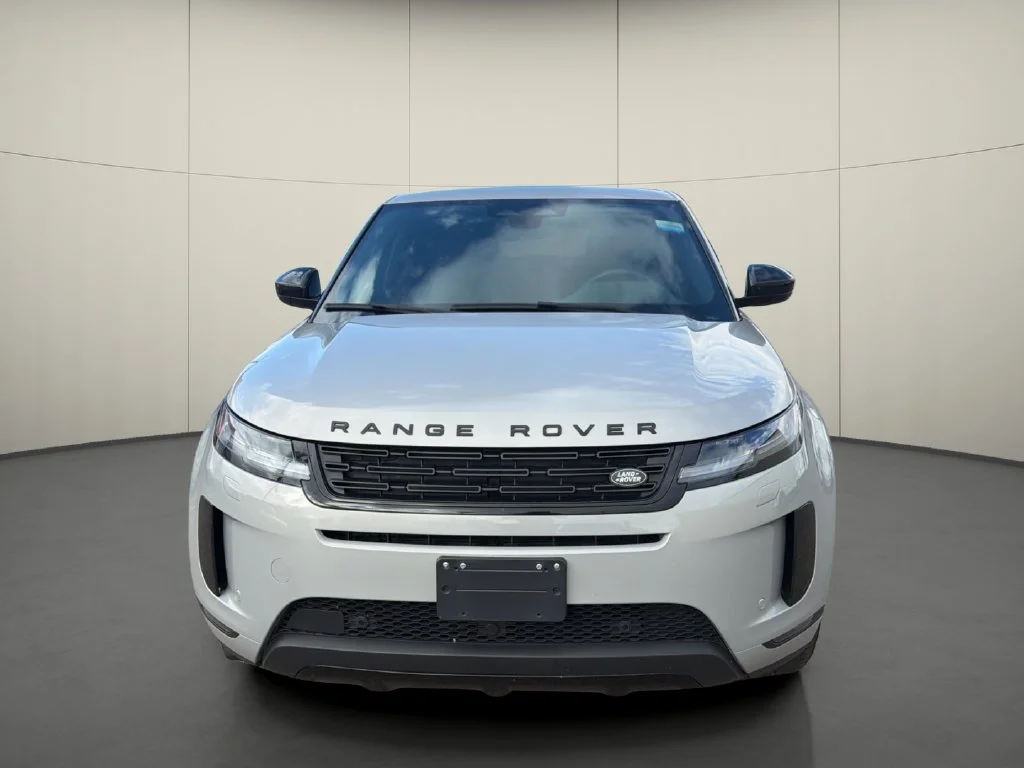 Used 2024 Silver Land Rover S image 2
