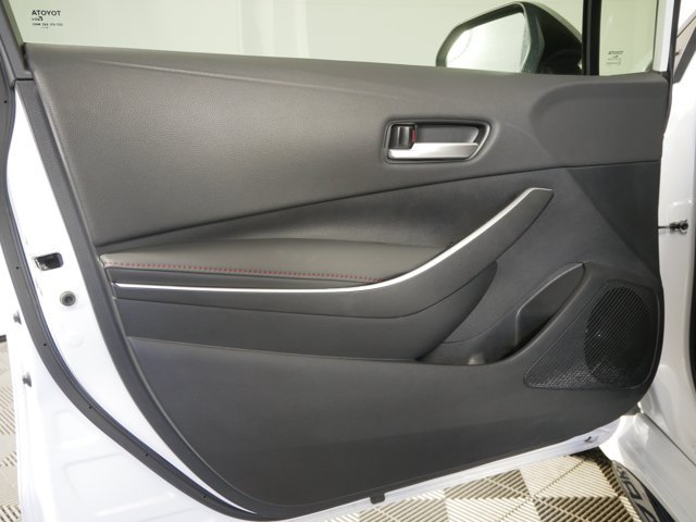 Used 2025 Wind Chill Pearl Toyota SE image 8