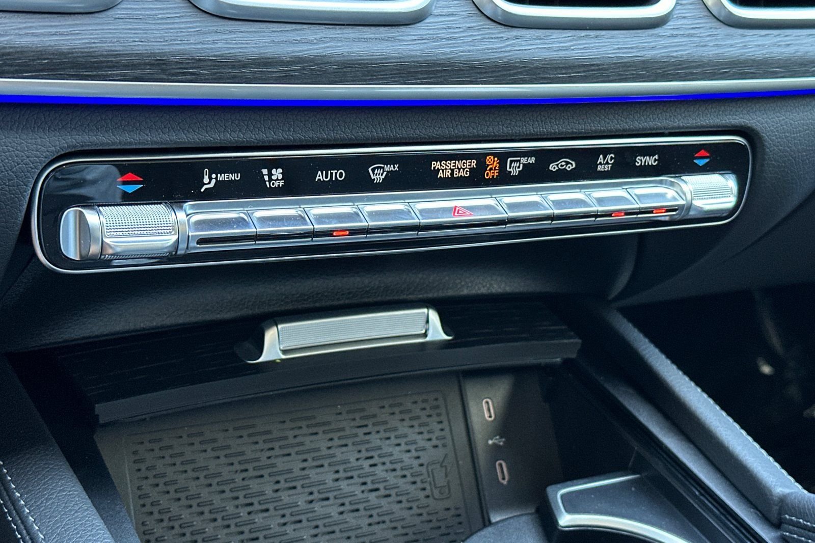 New 2026 White Mercedes-Benz GLS 450 image 22