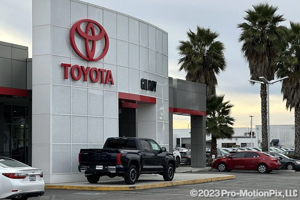 Used 2022 Gray Toyota LE image 31