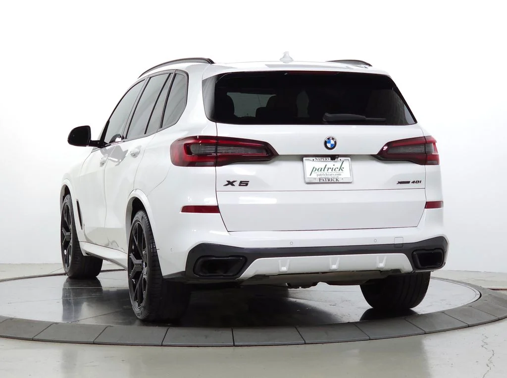 Used 2023 White BMW xDrive40i image 3